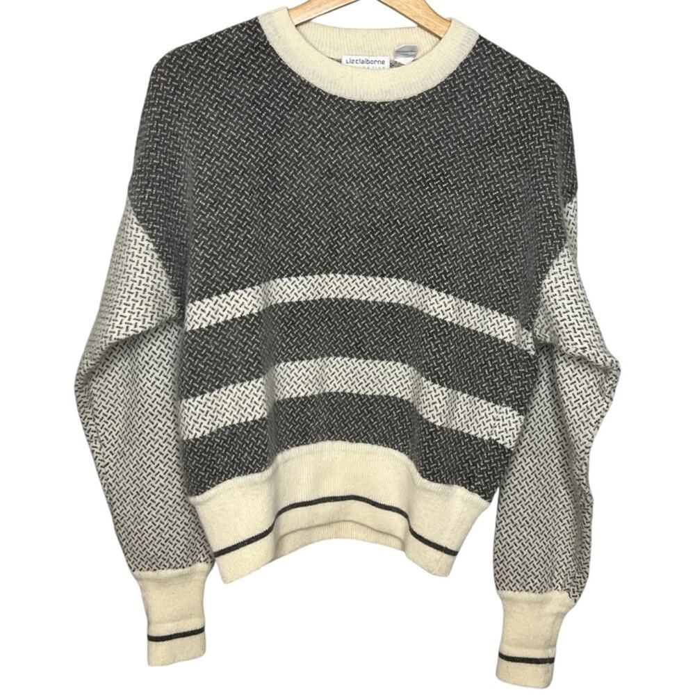 Liz Claiborne Collection Vintage Lambswool, Angora Blend Sweater Size Medium